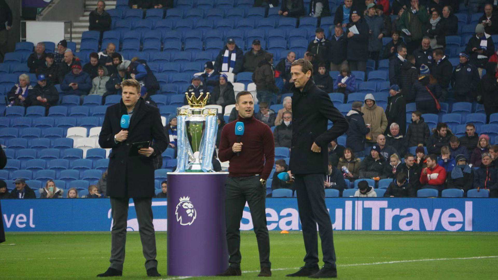 和进攻的重 和进攻的重